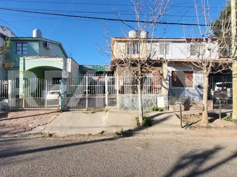 VENTA DUPLEX +DPO BARRIO MARONESE NQN
