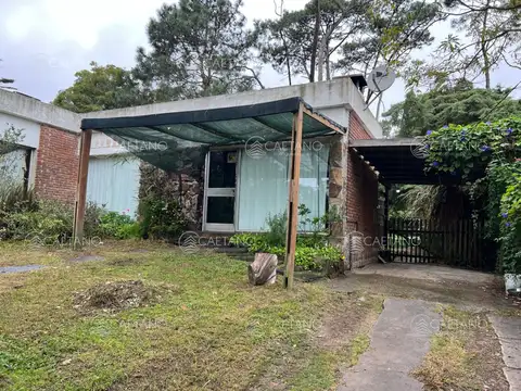 venta en pinares a metros del mar. oportunidad.