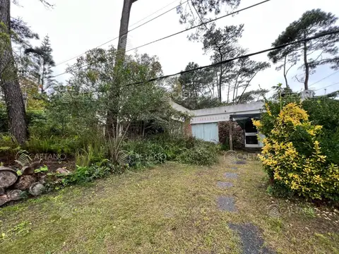 Casa 2 ambientes con 1 baño