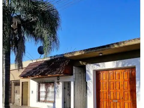 Casa 4 ambientes + depto