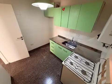 Departamento en Alquiler en Ramos Mejia Sur, $ 900.000