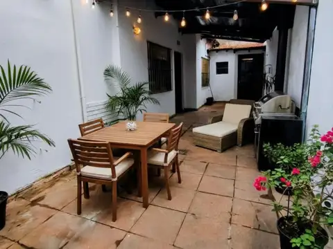 Chalet en venta Jose León Suárez  prox a estación y Márquez 3 dormitorios con patio y cochera doble
