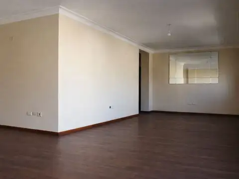 Departamento en Venta de 4 dormitorios