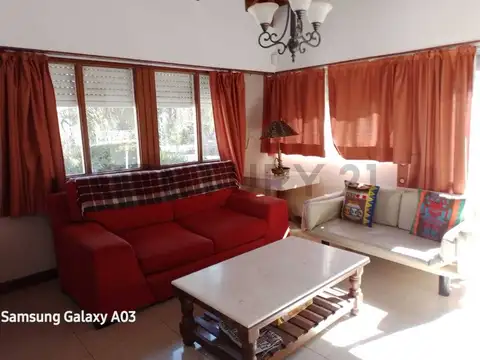 310 entre 46 y 48. Casa en barrio El rodeo  en Venta