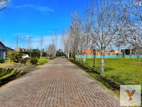 Terreno en Venta de 1921,0 m2