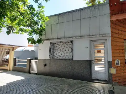 Depto Tipo Casa en Alquiler de 3 ambientes