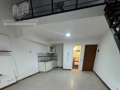 Depto Tipo Casa en Alquiler en Barrio Parque San Martin, $ 650.000