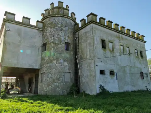 Avenida Almirante Brown e/ 515 y 517