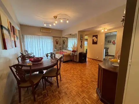 Departamento en venta 5 amb con cochera y baulera Balvanera