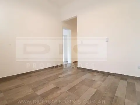 Depto Tipo Casa en Venta de 2 ambientes