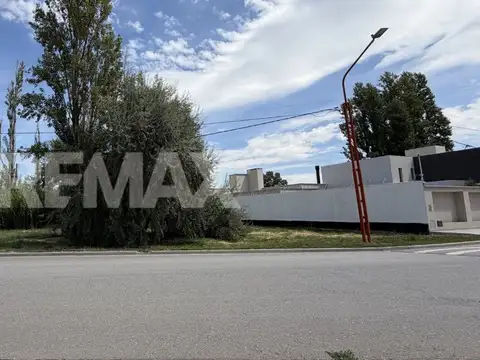 Terreno en Venta en Cipolletti, USD 120.000