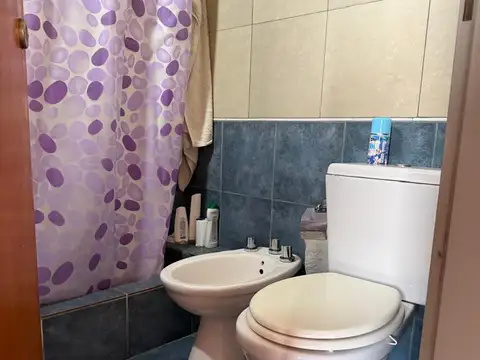 DÚPLEX EN LANUSITA – 2 AMB (POSIBLE 3) Lanus Oeste