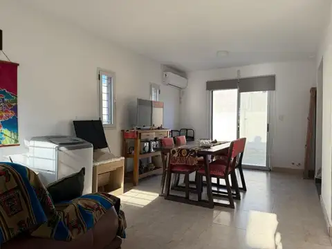 Depto Tipo Casa en Venta de 2 dormitorios