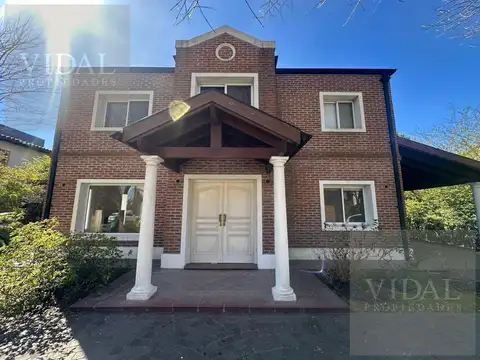Casa en Venta de 4 dormitorios