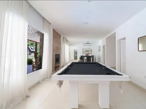 Quinta en Venta en 20 de Junio, USD 319.000