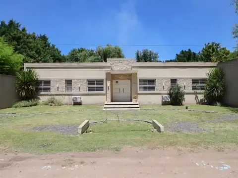 Quinta en Venta en 20 de Junio, USD 319.000