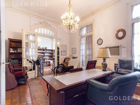 11 Ambientes en Edificio Histórico | 206 m² | Callao y Corrientes