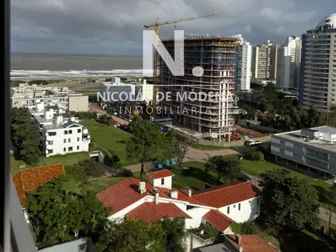 Departamento en Venta en Playa Brava, USD 154.000