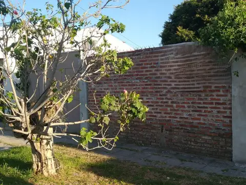 Arturo Illia 2156 , Don Bosco