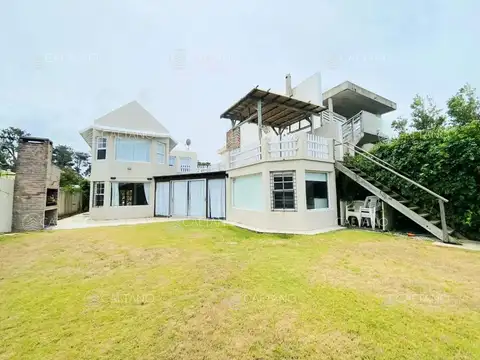 Venta casa 4 dormitorios. Montoya, la barra