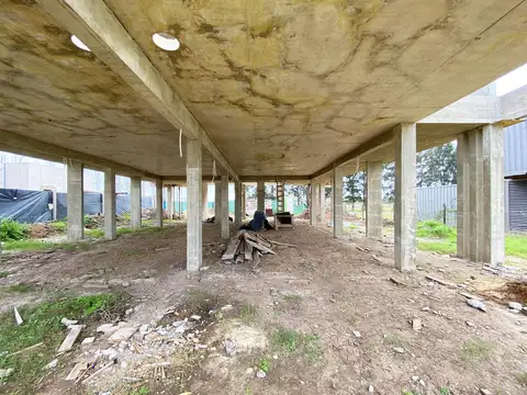 Casa 5 ambientes con 2 baños