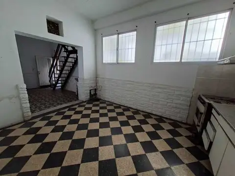 Depto Tipo Casa en Venta de 4 dormitorios