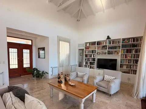 Casa en Venta en San Nicolás de los Arroyos, USD 385.000