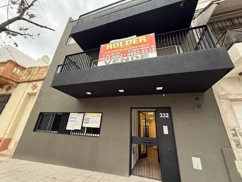 Gobernador Carlos Tejedor 300, Piso 1°