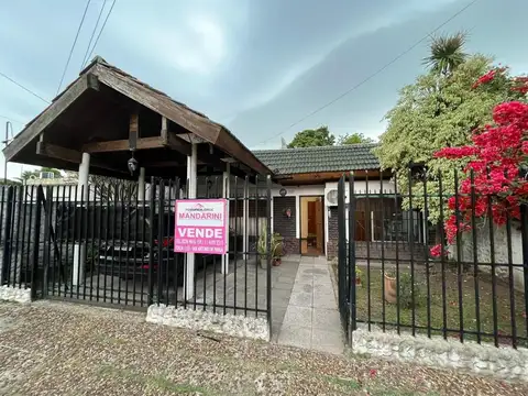 CASA - 4 AMBIENTES - SAN ANTONIO DE PADUA