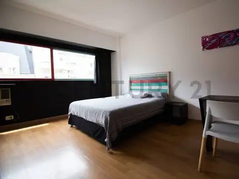 Av. Callao 100, Piso 8