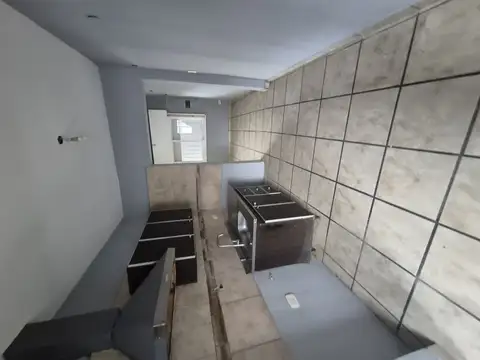Depto Tipo Casa en Alquiler con 1 cocheras