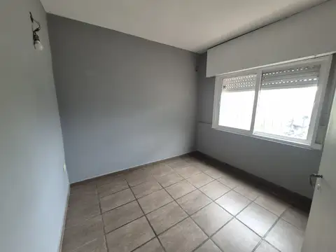 ALQUILO PH TIPO CASA 3 AMB MERLO NORTE