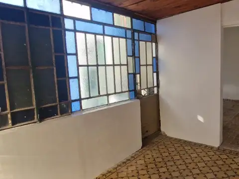 DUEÑO VENDE CASA CON COCHERA en  Luis Agote SE ACEPTA PERMUTA POR DEPARTAMENTO