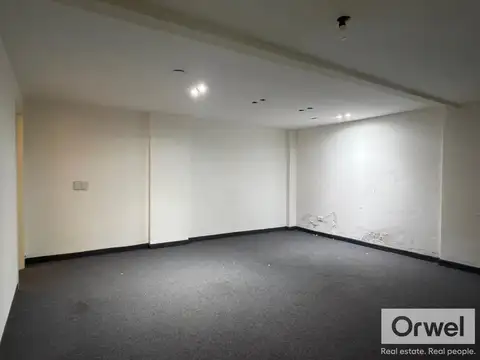 Venta Oficina/Deposito Planta Baja A Refaccionar Balvanera