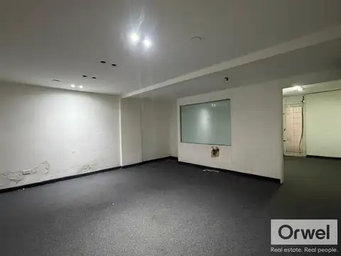 Venta Oficina Deposito Planta Baja A Refaccionar Balvanera