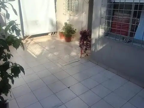 VILLA REAL. IRIGOYEN al 2400 CASA 3 AMB.TODO REFACCIONADA NU