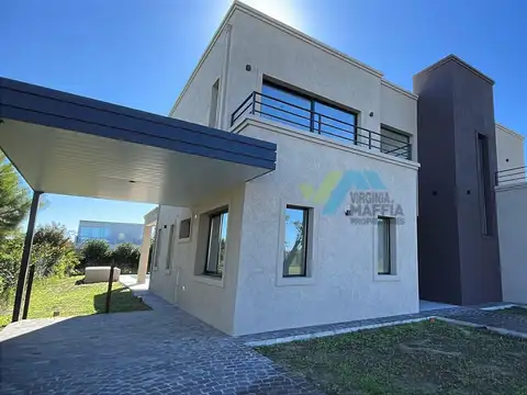 Casa en Venta en Haras Santa Maria - El Molino, USD 420.000