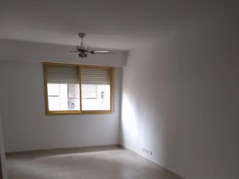 Corrientes 950 , Piso 06