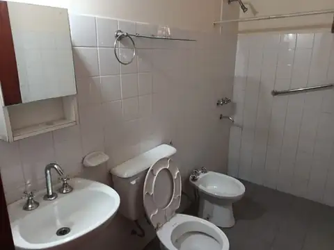 CASA VENTA PARQUE BELGRANO ZONA NORTE 3 DORM
