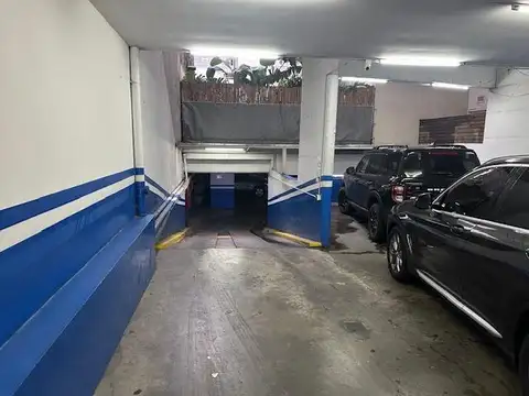 Garage en Recoleta con 56 cocheras exclusivas - VENTA -