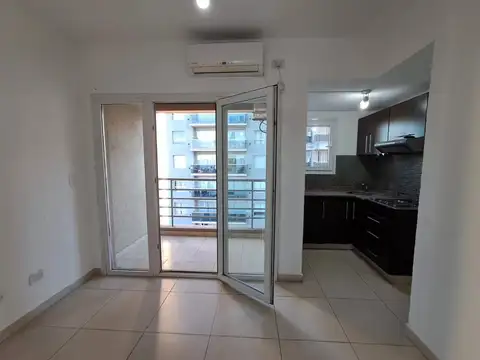 MONOAMBIENTE CON BALCÓN