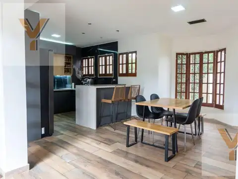 Casa en venta - 3 Dormitorios 3 Baños - Ensenada