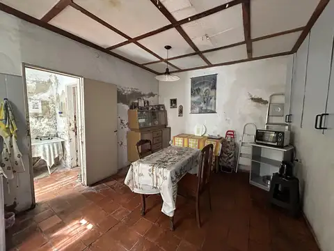 Casa 4 ambientes con 1 baño