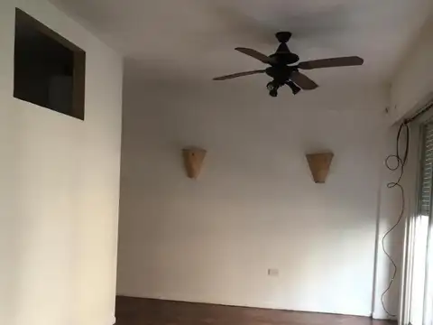 Tinogasta 3200, Piso 3