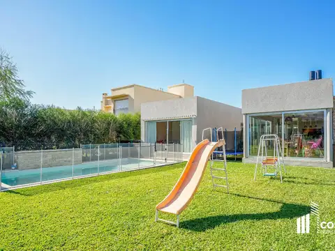 Casa en Venta en San Sebastian, USD 550.000