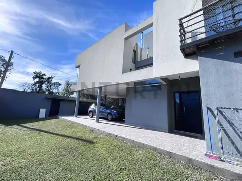 9 e/ 58 y 60 (ex 39 esquina 150) Villa del Plata , Piso 0