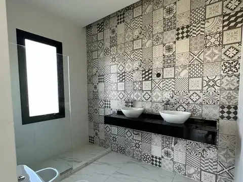 Casa en Alquiler al Norte