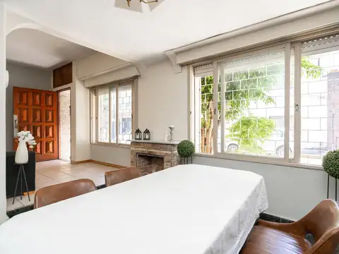 Depto Tipo Casa en Venta de 4 dormitorios