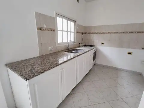 Depto Tipo Casa en Venta 25 años
