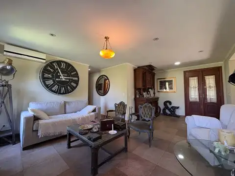 Doctor Domingo Cabred 1500